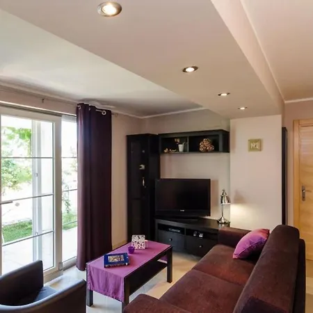 Gaura - Comfort One-bedroom With Terrace * Ντουμπρόβνικ